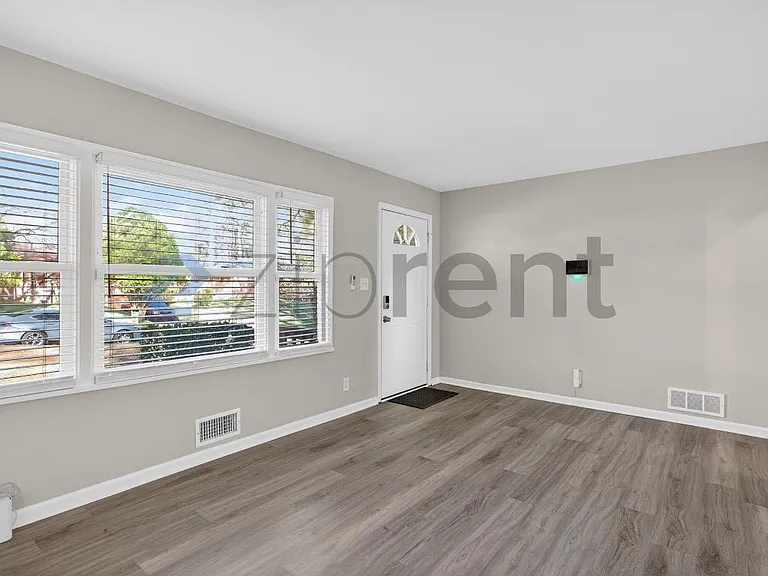 586 Oakside Dr SW #A — Photo 6