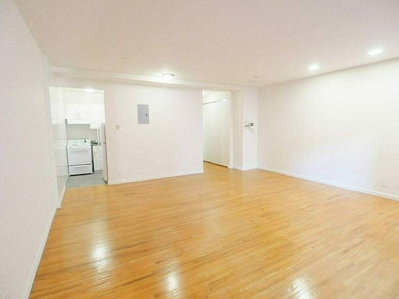 4th image of 66 2nd Ave APT 3B