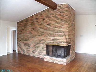 3rd image of 1636 Southwood Ave