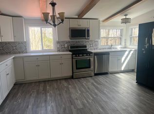 16 Lee Rd, White Haven, PA 18661