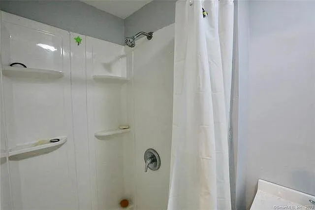 389 Orchard St — Photo 13