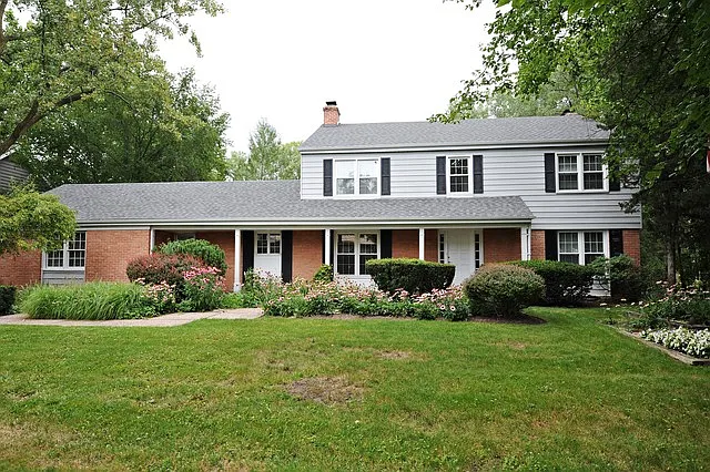 246 Landis Ln photo 1