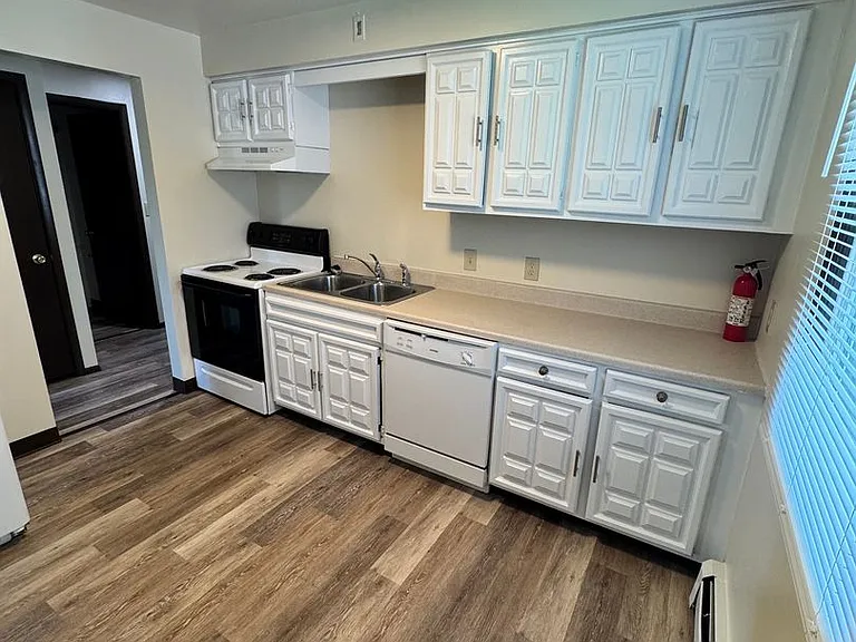Mathews Road Apartments — Photo 7