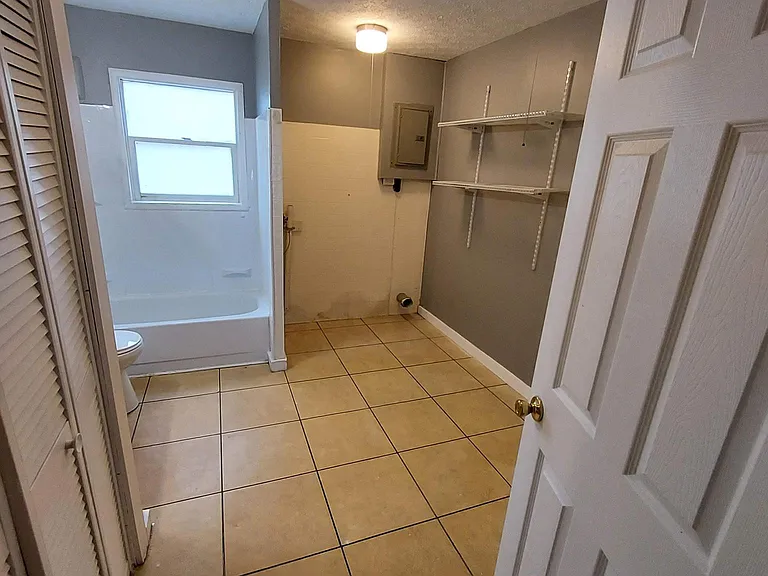 485 Sunset Dr — Photo 7
