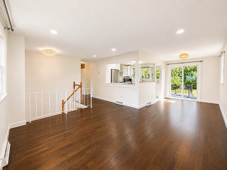 66 Harrison Ave — Photo 8