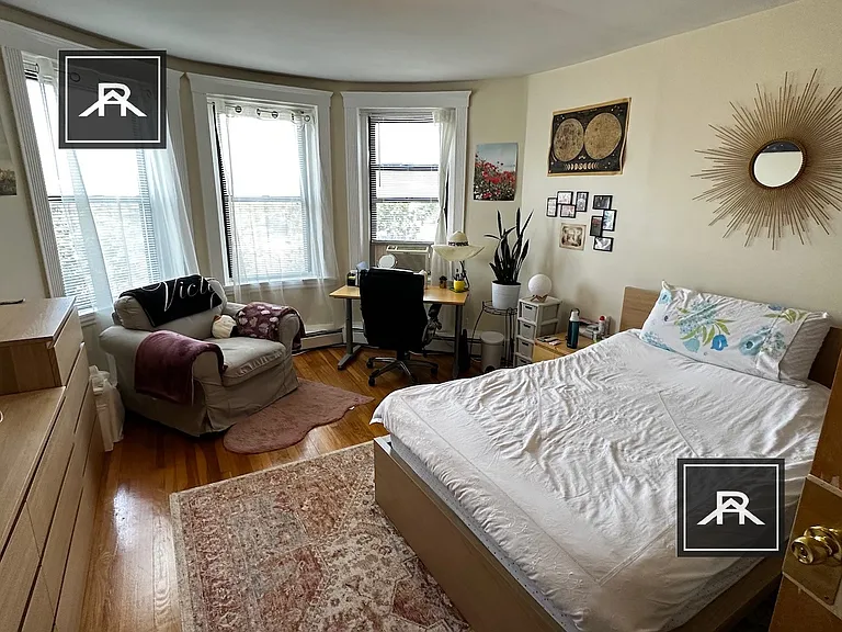1684 Commonwealth Ave #2 — Photo 14