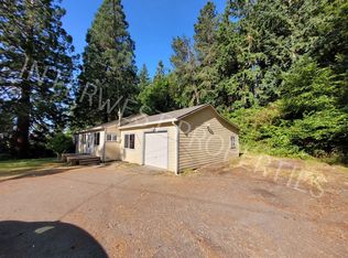 16045 Swan Ave, Oregon City, OR 97045