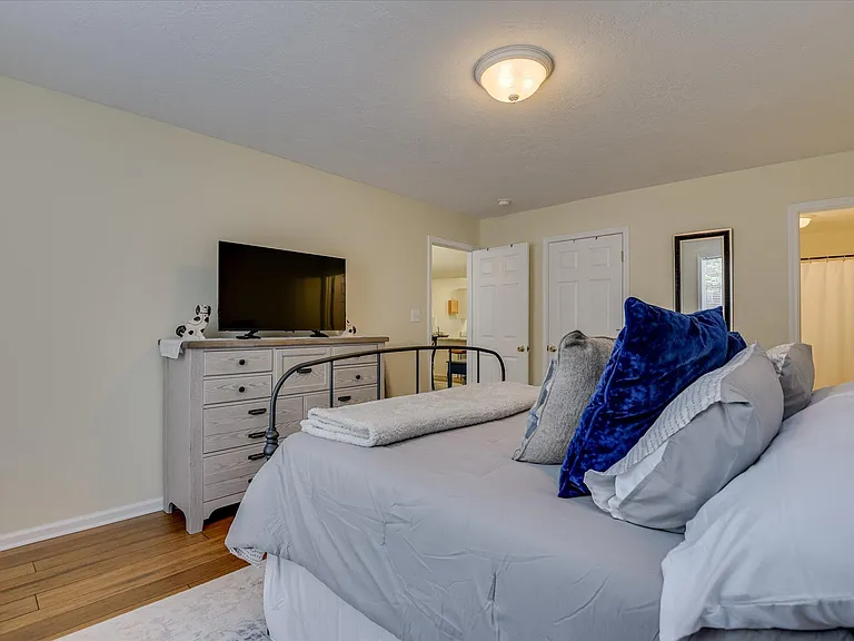 147 Portofino Ln SW — Photo 17