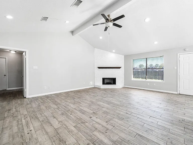 14315 Swanfield Dr — Photo 12