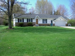 4664 Remembrance Rd NW, Grand Rapids, MI 49534