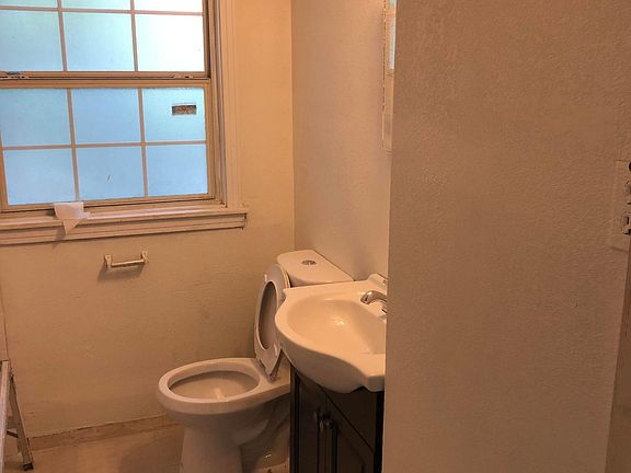 4th image of 2023 Lennon Ave
