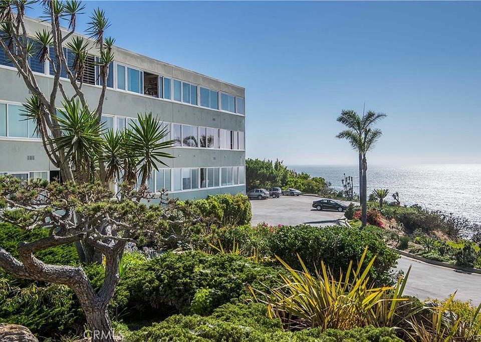 1st image of 639 Paseo De La Playa Unit 106