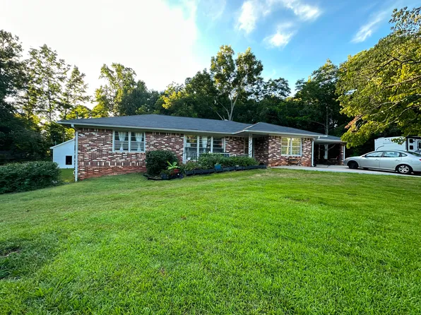 916 Level Creek Rd, Sugar Hill, GA 30518