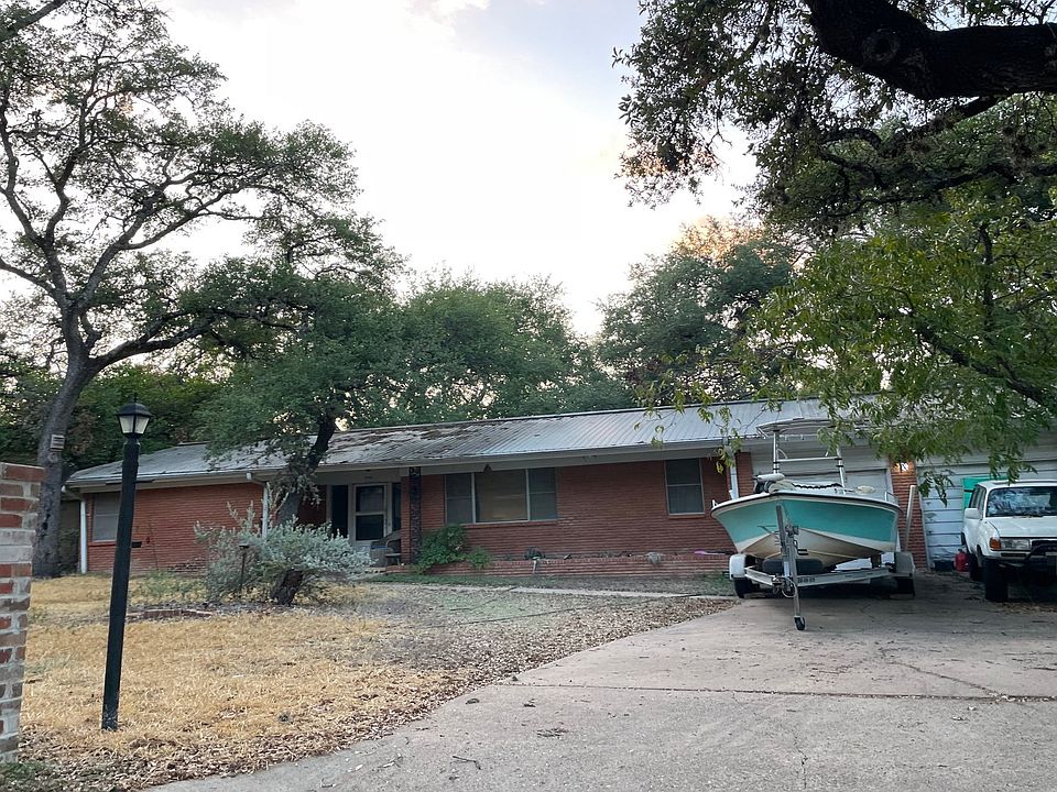 1st image of 406 Westwood Ter