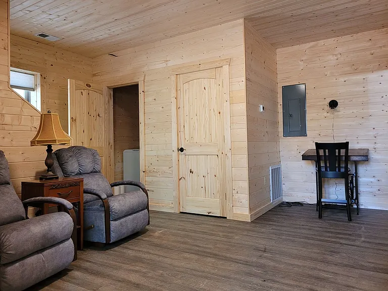 229 Oliver Ln — Photo 25