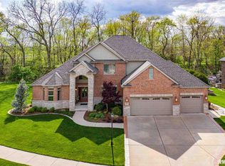 10911 N Hunters Trail Ct, Dunlap, IL 61525