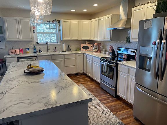 5th image of 5097 Red Oak Dr
