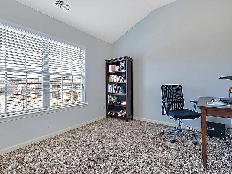 891 Sonoma Dr — Photo 24