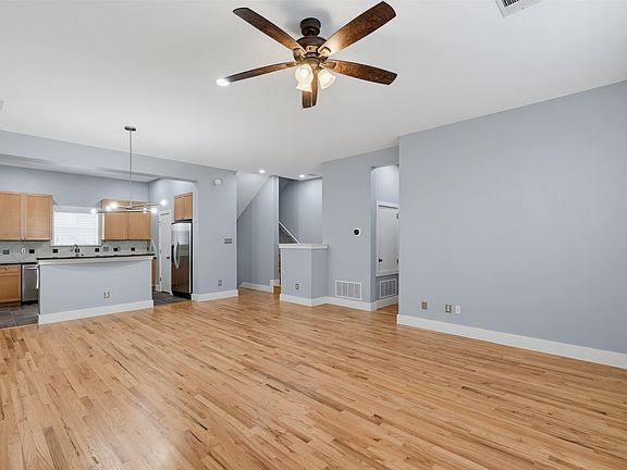 4th image of 4830 Cedar Springs Rd #30