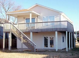 211 Soundview Dr, Kill Devil Hills, NC 27948