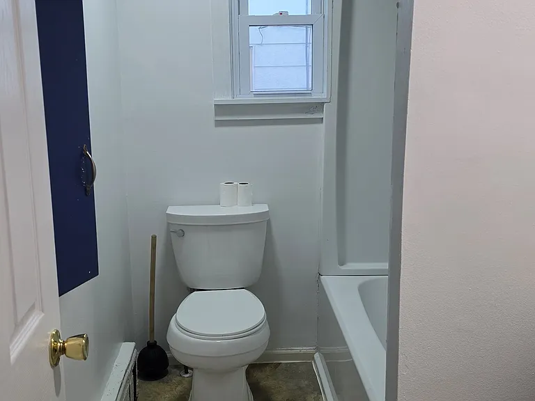 11 E Main St #11 — Photo 9
