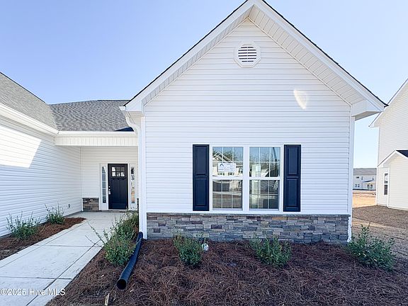 2nd image of 500 Pebble Shore Drive