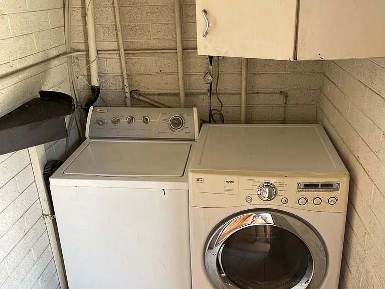 Laundry included