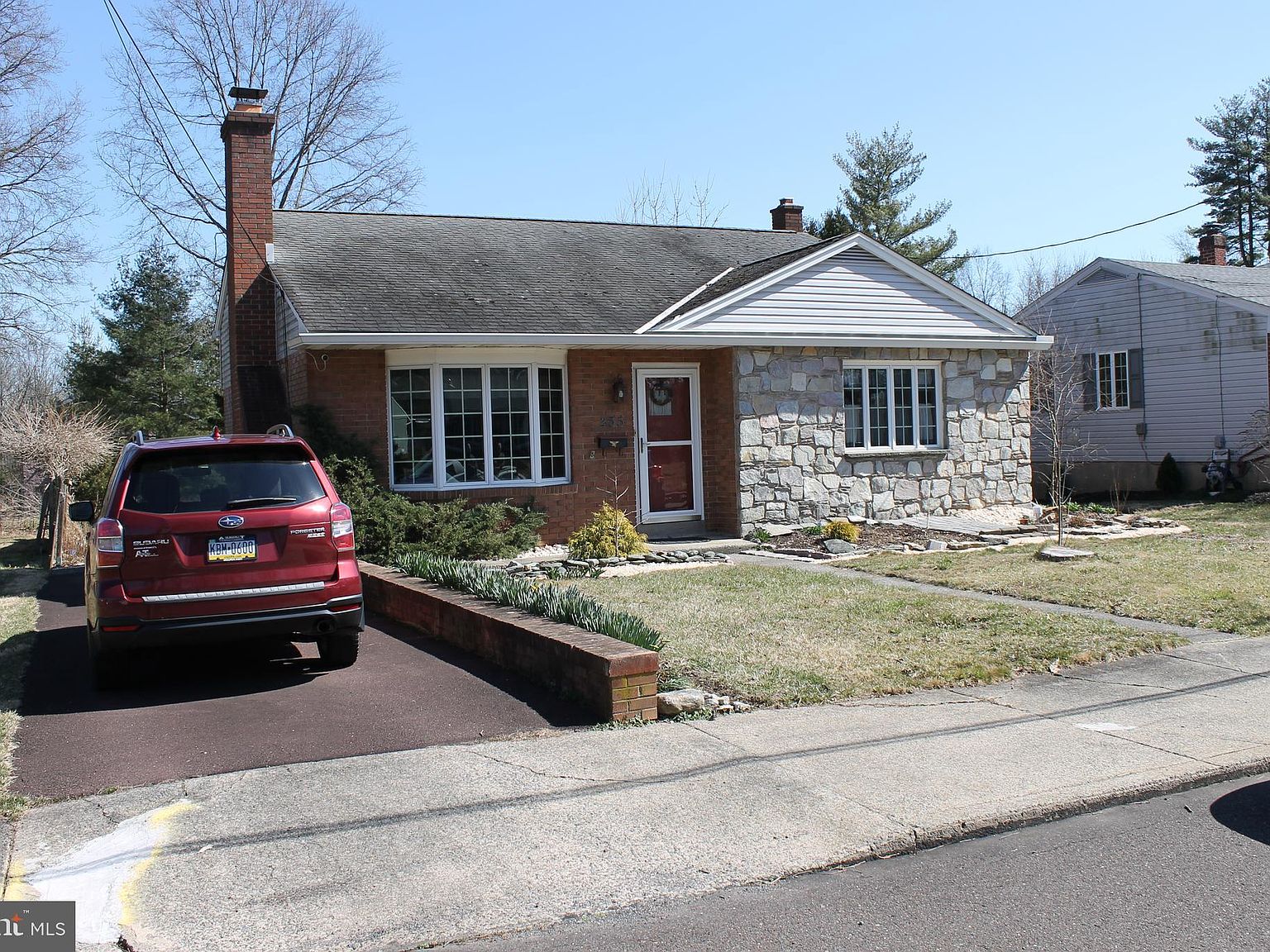 235 S 3rd St, Quakertown, PA 18951 Zillow