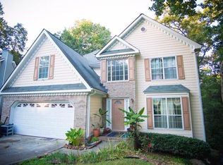 5533 Forest Dr, Loganville, GA
