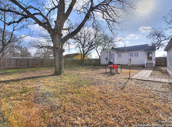2nd image of 303 Wright Ave