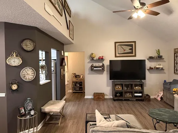 84 Azalea Circle, Jackson, NJ 08527