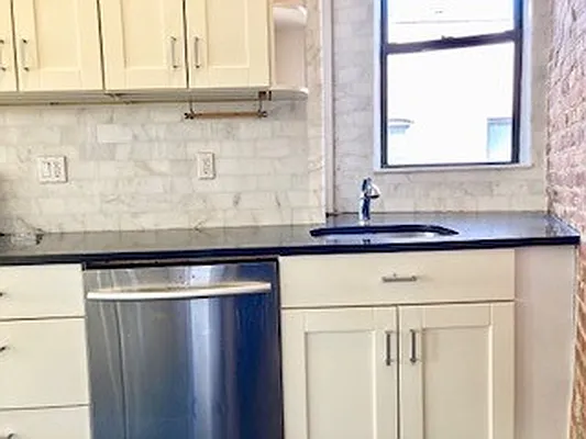 Rented by Corcoran | media 35