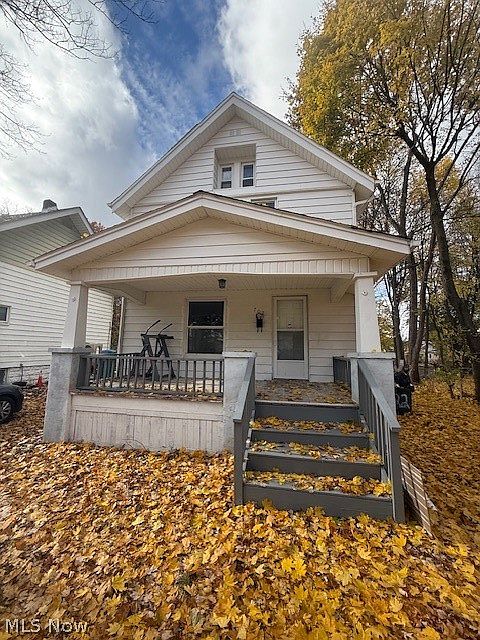 1st image of 702 Grace Ave