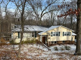 4 Brookside Ter, Flemington, NJ 08822