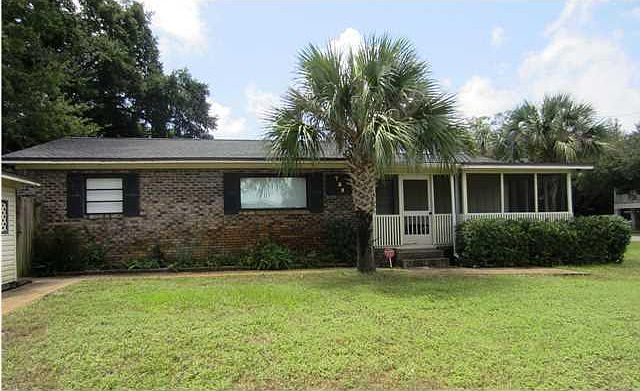 1st image of 733 Beach Dr