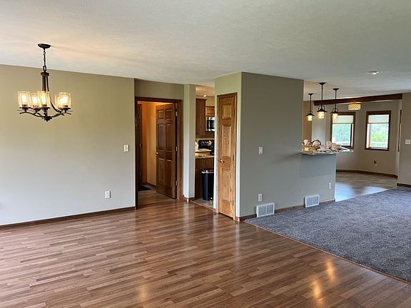 5th image of 54661 Chardan Dr