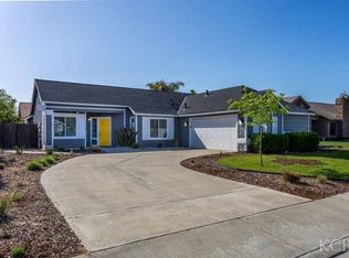 3168 Juniper Ct, Hanford, CA 93230