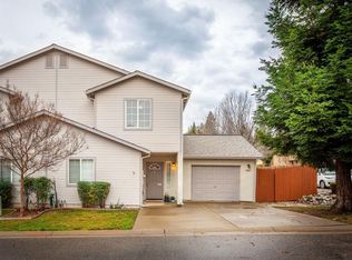 3065 Courtside Dr, Diamond Springs, CA 95619