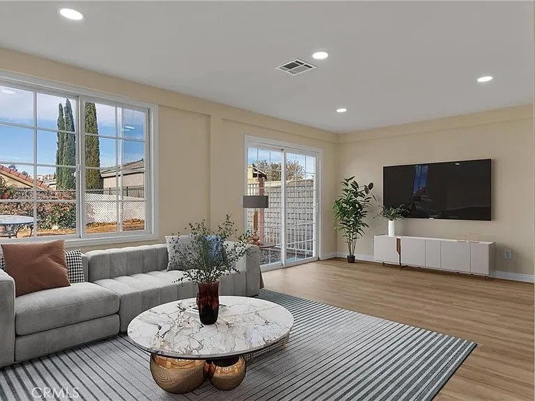 12802 Rain Shadow Rd — Photo 3