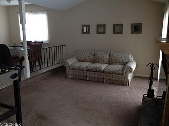 4th image of 485 E Overlook Dr