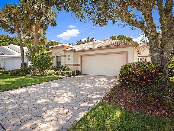 3rd image of 5616 Swaying Palm Lane