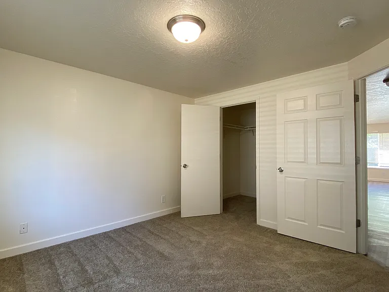 Willow Place — Photo 5