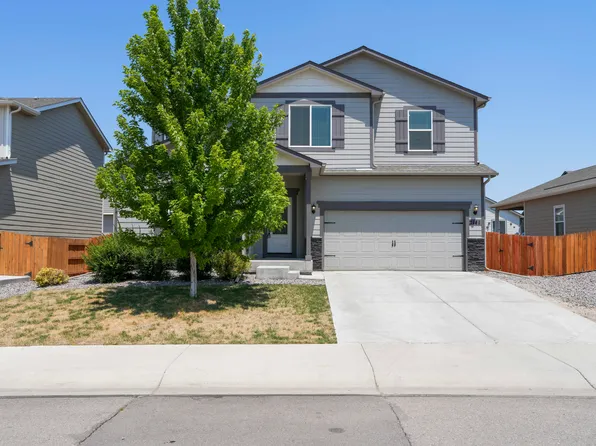 2141 Kerry St, Mead, CO 80542