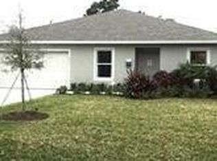 952 Roseland Rd, Sebastian, FL 32958