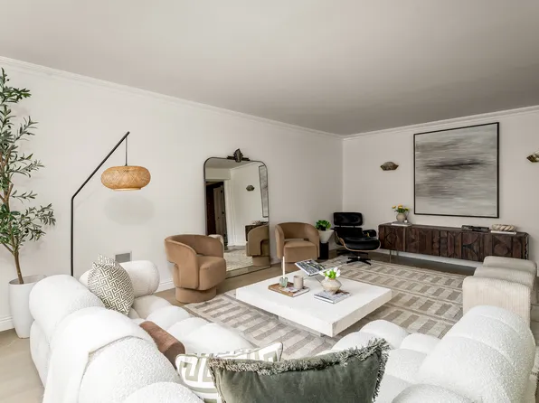200 East 57th Street 18F image 2 of 14