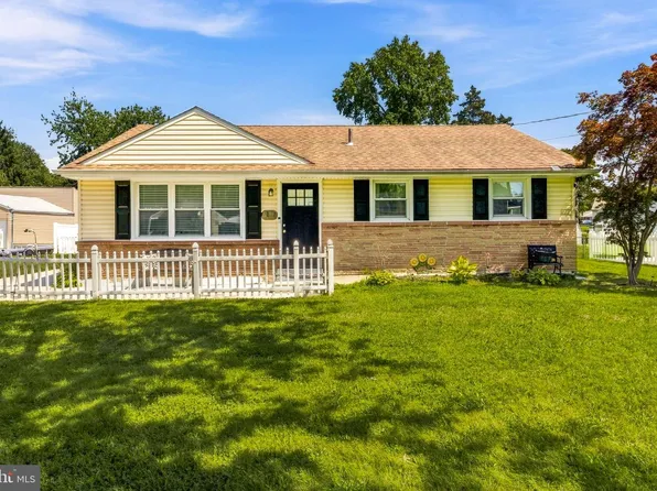 1160 Lewis Ter, West Deptford, NJ 08096