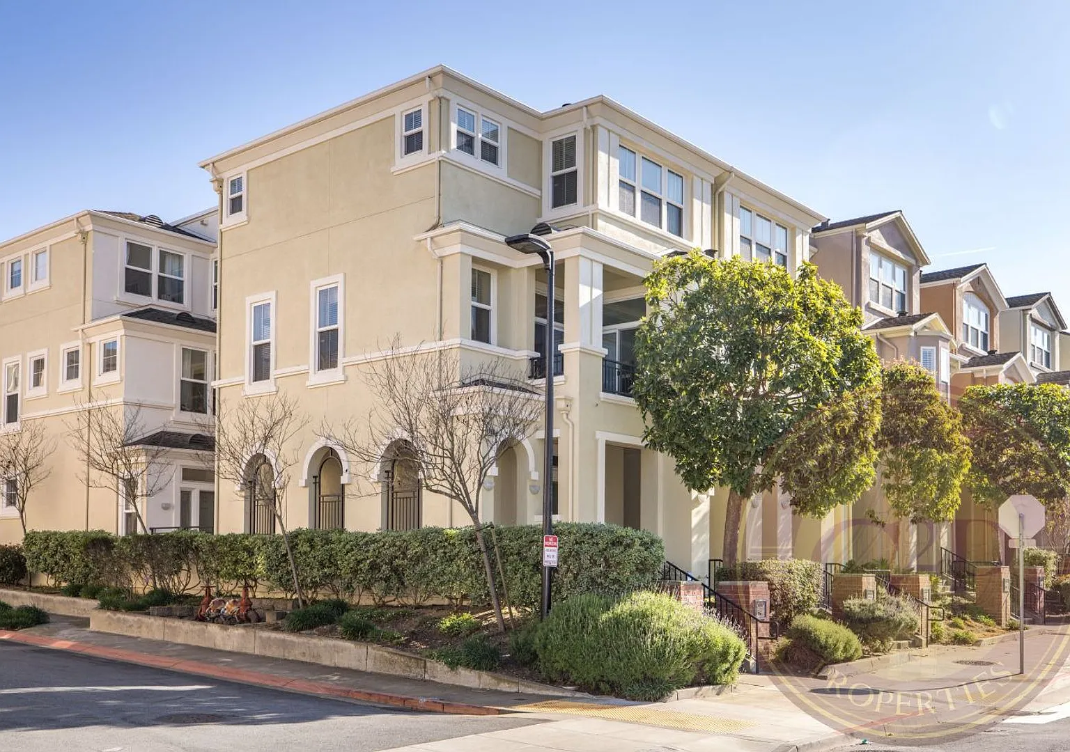 Sunset - 3 BR, 3.5 BA Townhouse 2,225 Sq. Ft. - 3D Virtual Tour, 2 Car Garage — Photo 1