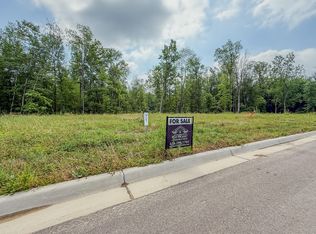 1734 Blaketon Dr NW, Grand Rapids, MI