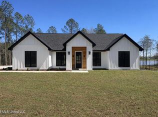 21080 Disalvo Ln, Kiln, MS 39556