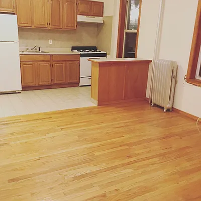 Rented by Remax Real Estate Professionals | media 7